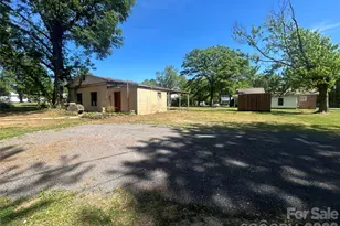 304 Margie St, Belmont, NC 28012 - Photo 38