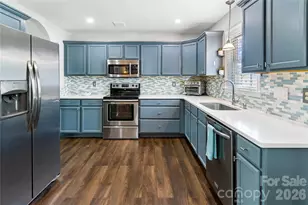 124 E Iowa Ave, Bessemer City, NC 28016 - Photo 2