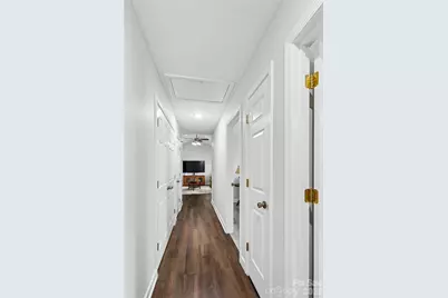 124 E Iowa Avenue, Bessemer City, NC 28016 - Photo 10