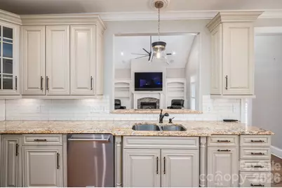 6627 Harbor Oaks Drive, Denver, NC 28037 - Photo 12
