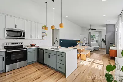 6739 Indian Lane, Charlotte, NC 28213 - Photo 10