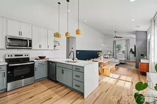 6739 Indian Ln, Charlotte, NC 28213 - Photo 10