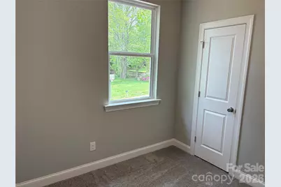 608 E Boston Avenue, Bessemer City, NC 28016 - Photo 8