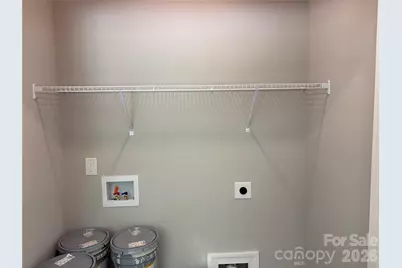 608 E Boston Avenue, Bessemer City, NC 28016 - Photo 14