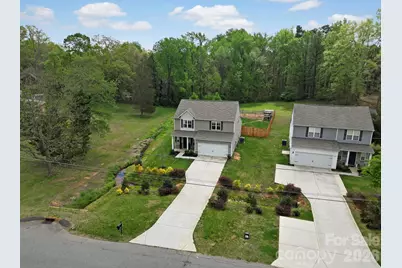 12120 Plover Drive, Charlotte, NC 28269 - Photo 6