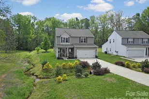 12120 Plover Dr, Charlotte, NC 28269 - Photo 4