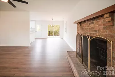 106 Shelly Drive, Hendersonville, NC 28792 - Photo 16