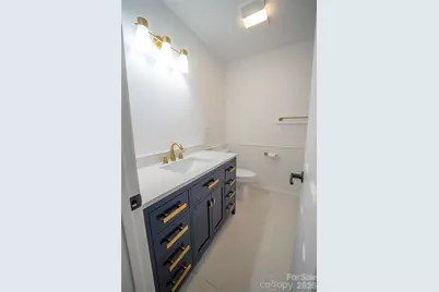 106 Shelly Drive, Hendersonville, NC 28792 - Photo 30