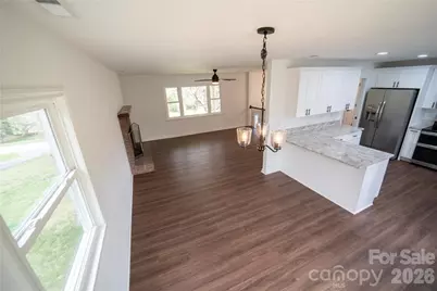 106 Shelly Drive, Hendersonville, NC 28792 - Photo 14