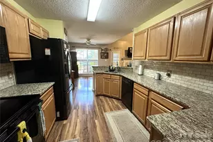 113 Old Willow Rd, Mooresville, NC 28115 - Photo 2