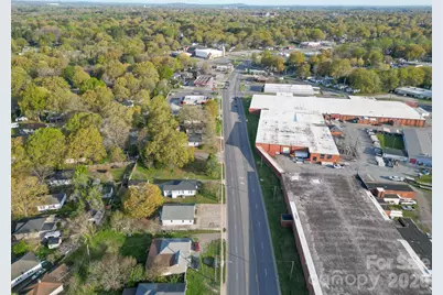 2005 S York Road, Gastonia, NC 28052 - Photo 8