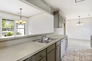 728 Clayfield Ct, Charlotte, NC 28209 - Photo 12