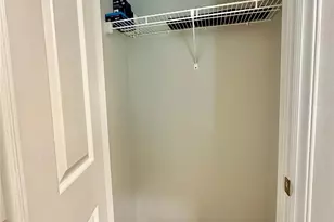 10240 Rose Meadow Ln, Charlotte, NC 28277 - Photo 4