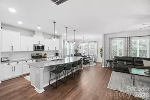 2102 Abundance Ln, Waxhaw, NC 28173 - Photo 8