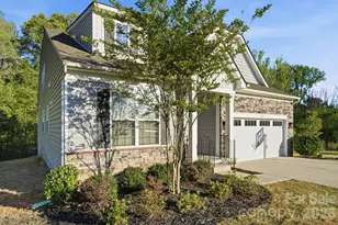 2102 Abundance Ln, Waxhaw, NC 28173 - Photo 2