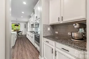 11719 Grey Partridge Dr, Charlotte, NC 28278 - Photo 10