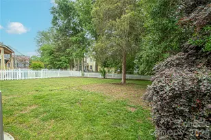 2806 Saintfield Pl, Charlotte, NC 28270 - Photo 24