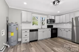 510 S 12th St, Bessemer City, NC 28016 - Photo 10