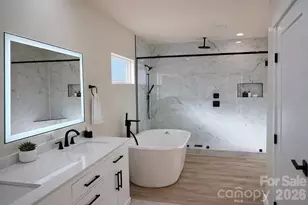 2520 27th Ave Cir NE, Hickory, NC 28601 - Photo 10