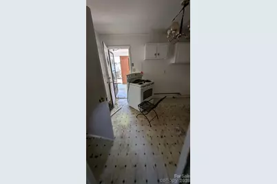 2715 Southwest Boulevard, Charlotte, NC 28216 - Photo 12