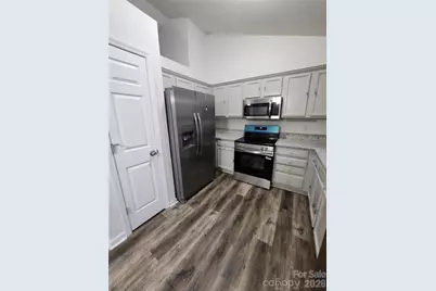 3641 Atlas Drive, Charlotte, NC 28269 - Photo 6