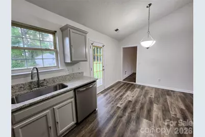 3641 Atlas Drive, Charlotte, NC 28269 - Photo 2