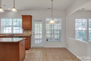 11126 Maplehurst Dr, Charlotte, NC 28277 - Photo 24