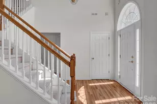 11126 Maplehurst Dr, Charlotte, NC 28277 - Photo 8