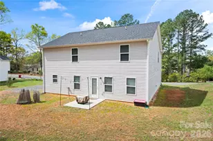 319 Shoreline Dr, New London, NC 28127 - Photo 46