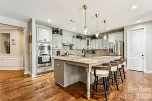 13335 Horned Lark Dr, Charlotte, NC 28278 - Photo 10