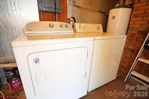 915 Woods Dr, Statesville, NC 28677 - Photo 16