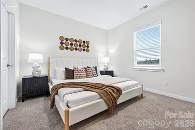 663 13th Avenue Drive NE, Hickory, NC 28601 - Photo 12