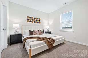 663 13th Ave Dr NE, Hickory, NC 28601 - Photo 12