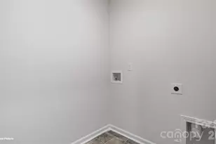 667 13th Ave Dr NE, Hickory, NC 28601 - Photo 24