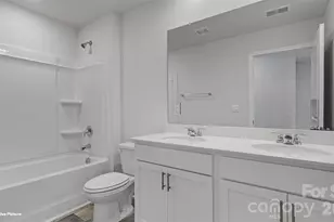 667 13th Ave Dr NE, Hickory, NC 28601 - Photo 20