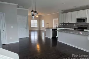 15249 Wrights Crossing Dr, Charlotte, NC 28278 - Photo 6