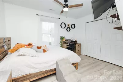 62 E Glenview Street, Marion, NC 28752 - Photo 12