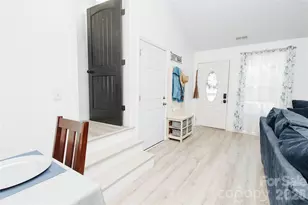 62 E Glenview St, Marion, NC 28752 - Photo 6