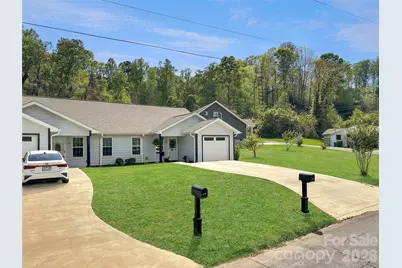 62 E Glenview Street, Marion, NC 28752 - Photo 34