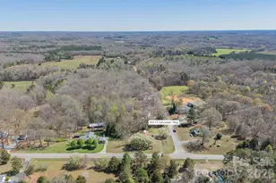 10117 Lancaster Hwy, Waxhaw, NC 28173 - Photo 2