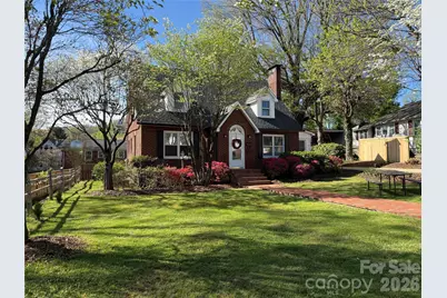 110 Lincoln Avenue, Marion, NC 28752 - Photo 2