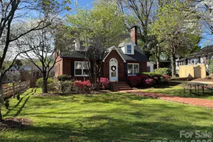 110 Lincoln Ave, Marion, NC 28752 - Photo 2