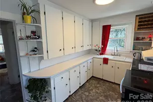 110 Lincoln Ave, Marion, NC 28752 - Photo 14