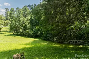 34 Oakgate Dr, Hendersonville, NC 28739 - Photo 14