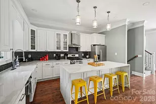 [Address not provided], Charlotte, NC 28269 - Photo 4