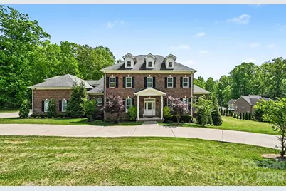 2449 Kendrick Avenue, Charlotte, NC 28269 - Photo 1