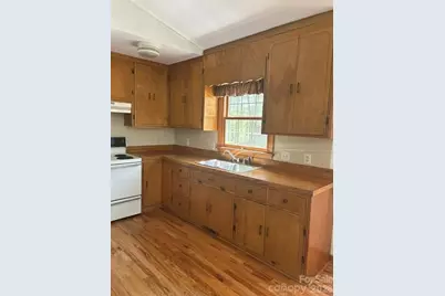 2276 Nature Lane, Lenoir, NC 28645 - Photo 18