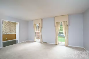 5742 Faulconbridge Rd, Charlotte, NC 28227 - Photo 6