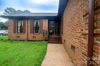 5742 Faulconbridge Road, Charlotte, NC 28227 - Photo 2