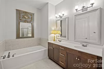 5425 Closeburn Road #215, Charlotte, NC 28210 - Photo 14